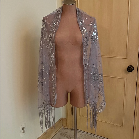 Accessories - EVENING Silver Grey Floral Sequin Boho Fringe 21x72 Cocktail Prom Holiday Scarf